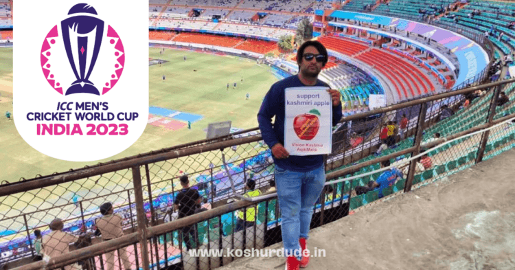 Kashmiri Resident Promotes Apple Industry During India vs Pakistan World Cup Match